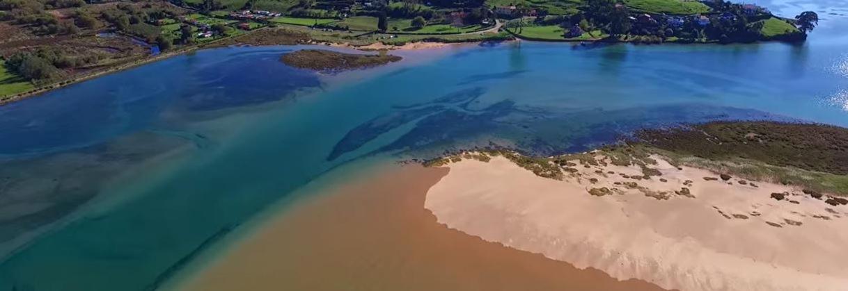 Playa Del Puntal Villaviciosa Asturias Lujo Primera Linea Playa 外观 照片