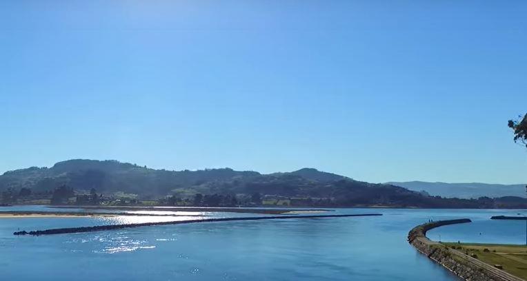 Playa Del Puntal Villaviciosa Asturias Lujo Primera Linea Playa 外观 照片
